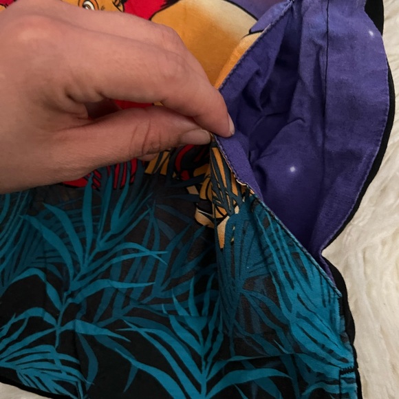 Disney Lion King Scrub Top GUC - Picture 2 of 7